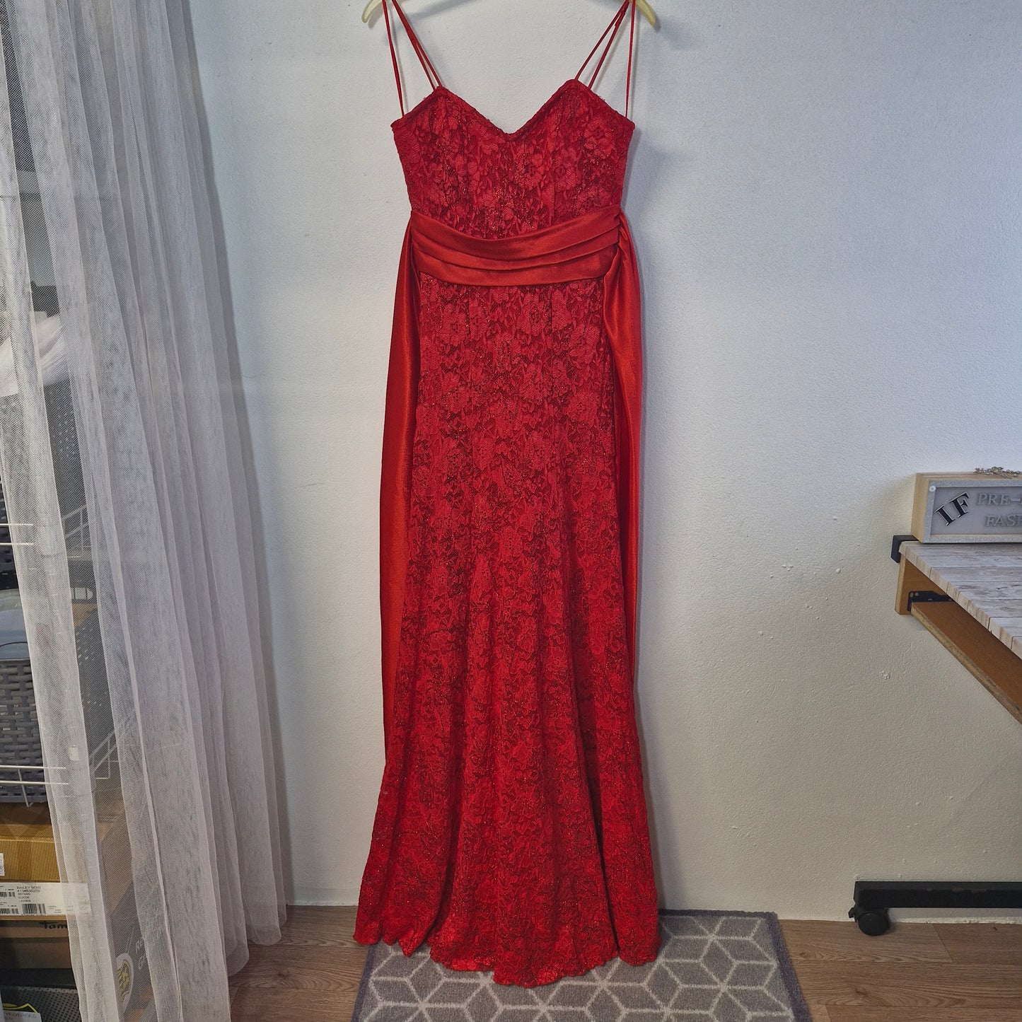 Size 10 dress.