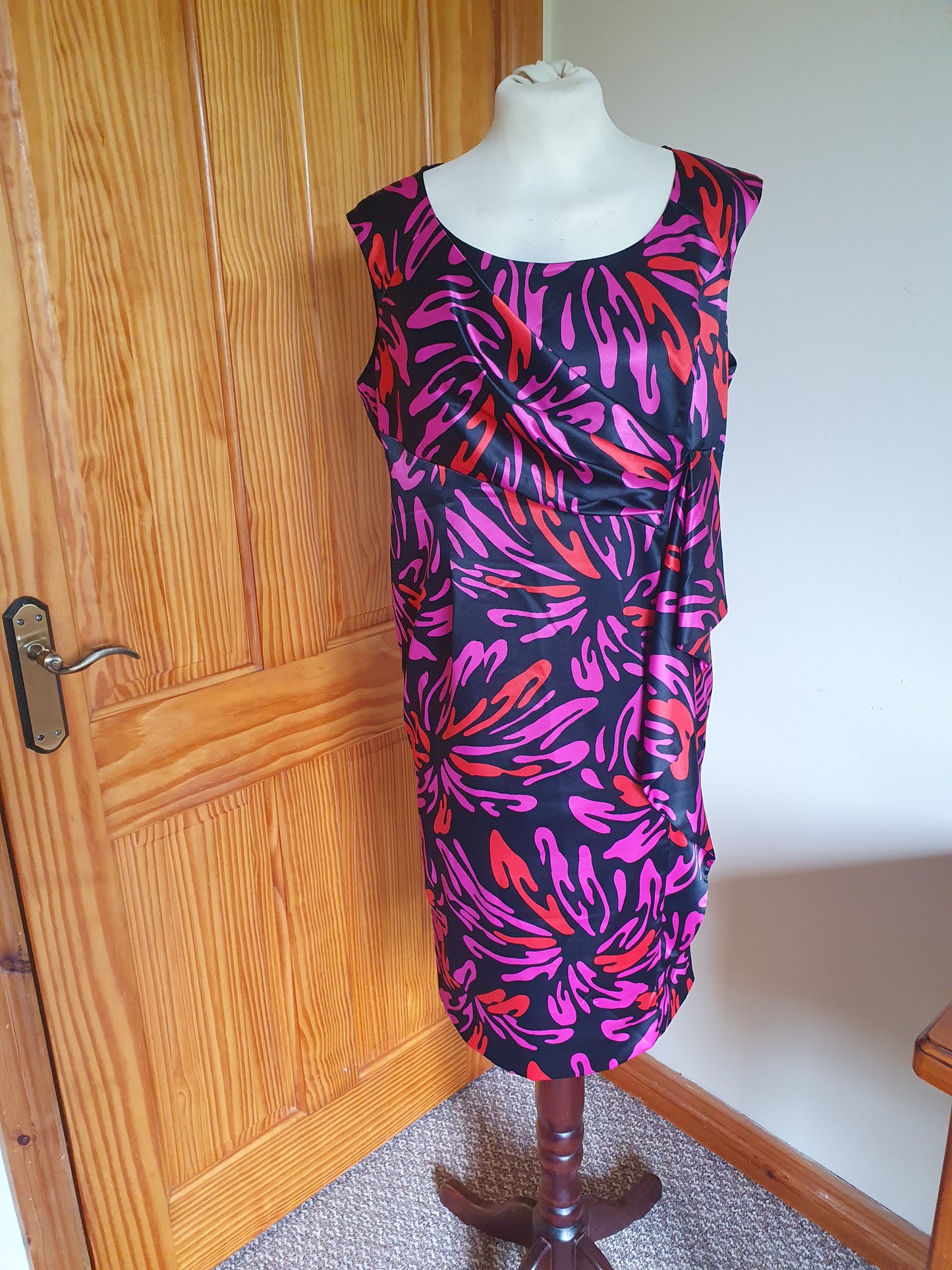 Size 12 statin dress