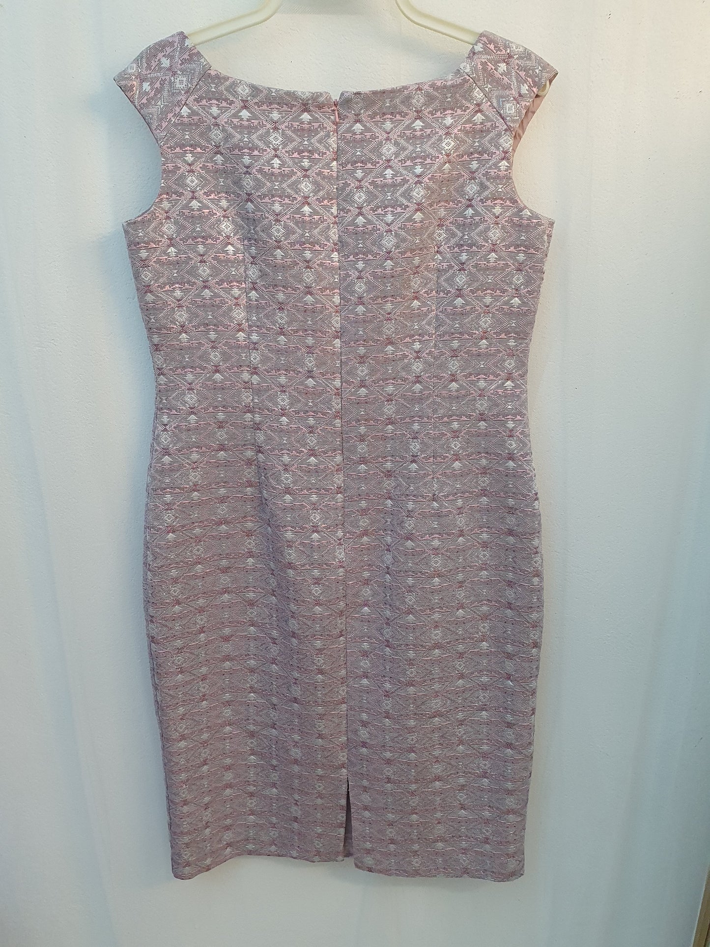 Size 14 sleeveless dress