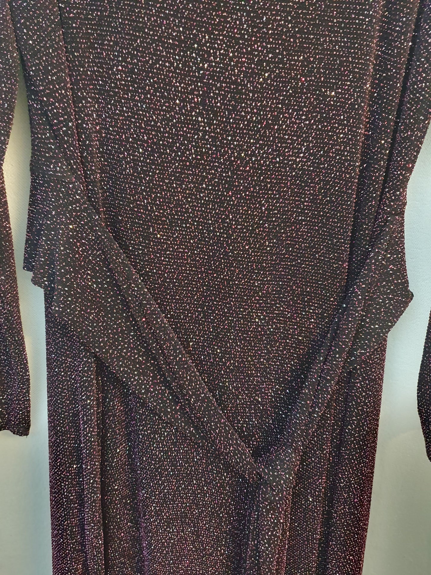 Size 14 long leeves dress