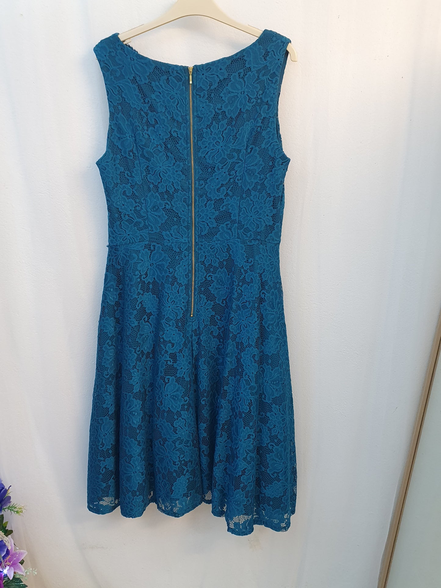 Size 14 sleeveless dress