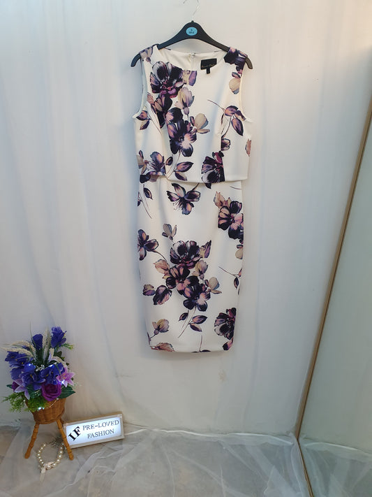 Size 14 sleeveless dress