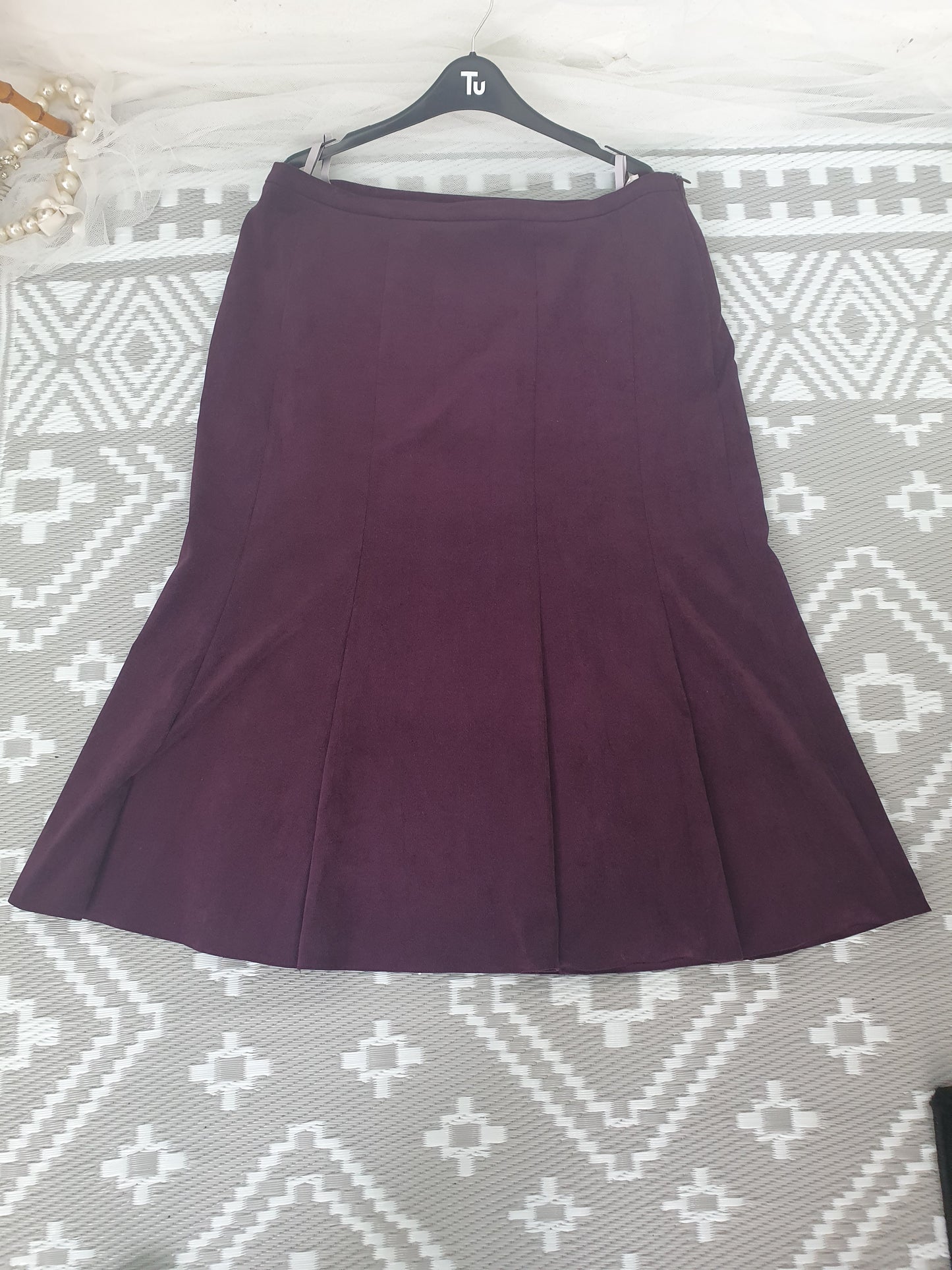 Size 20 skirt and jacket