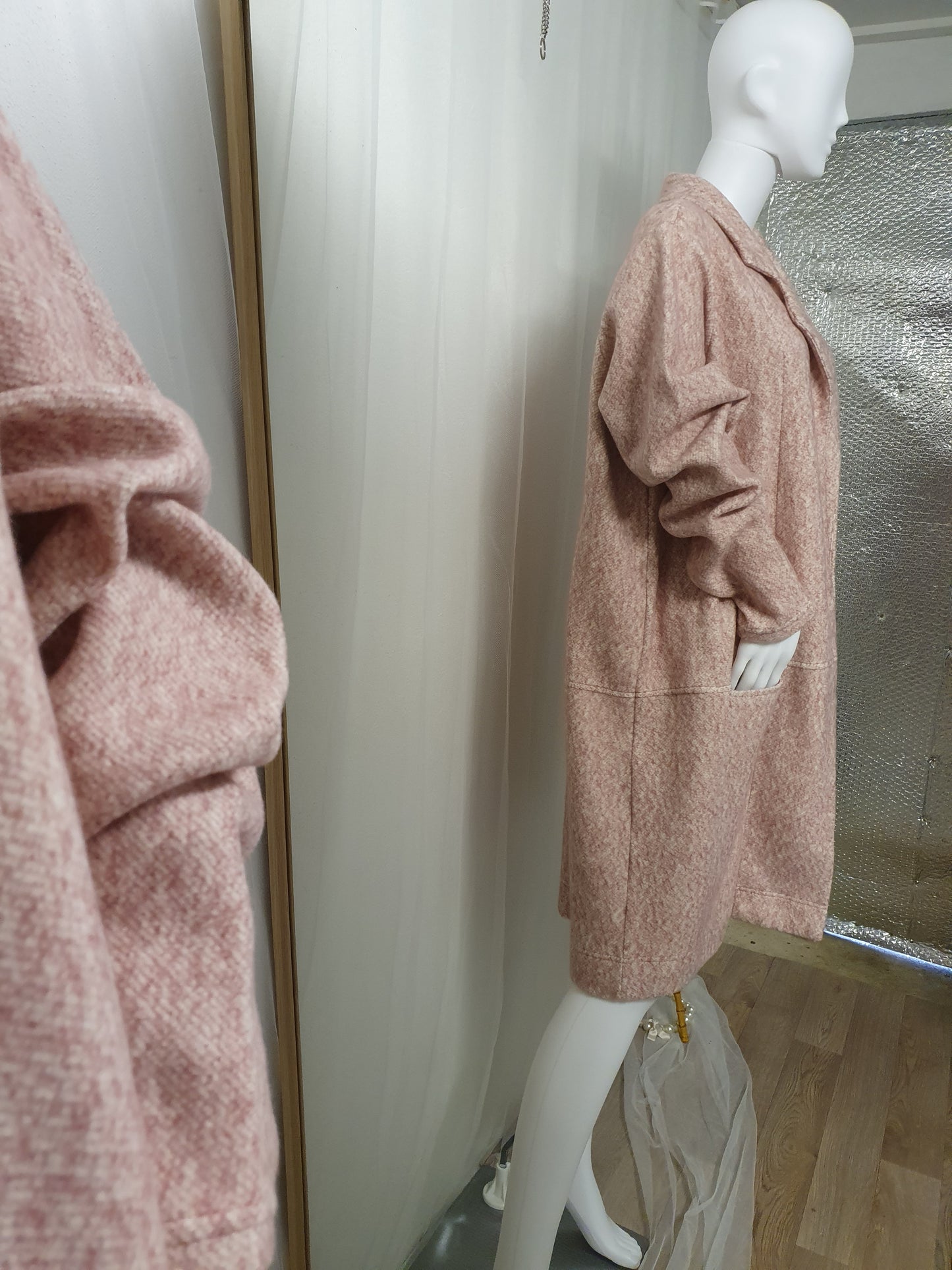 Coat size 22