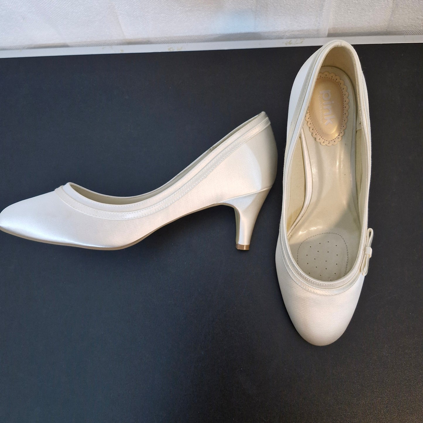 Shoes size 8