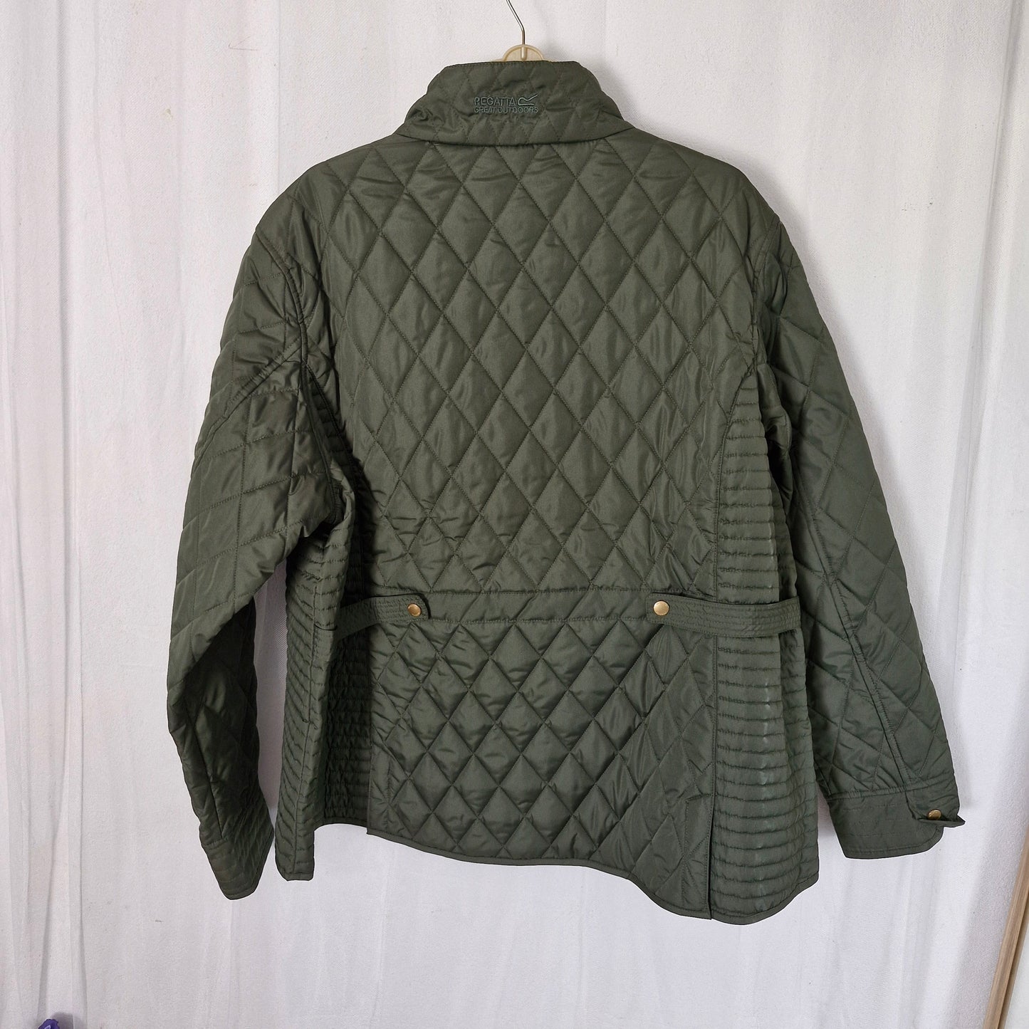 Coat size 28