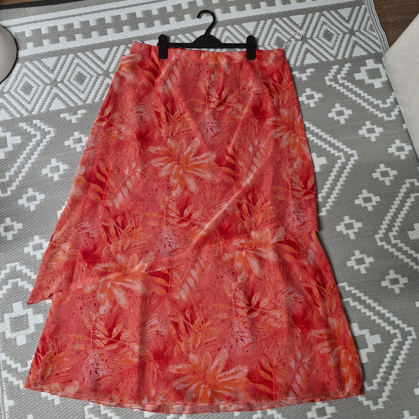 Size 20 top&skirt&scarf