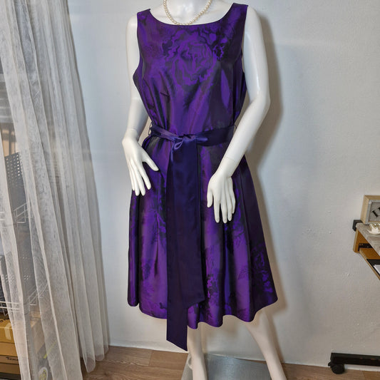 Size 16 dress