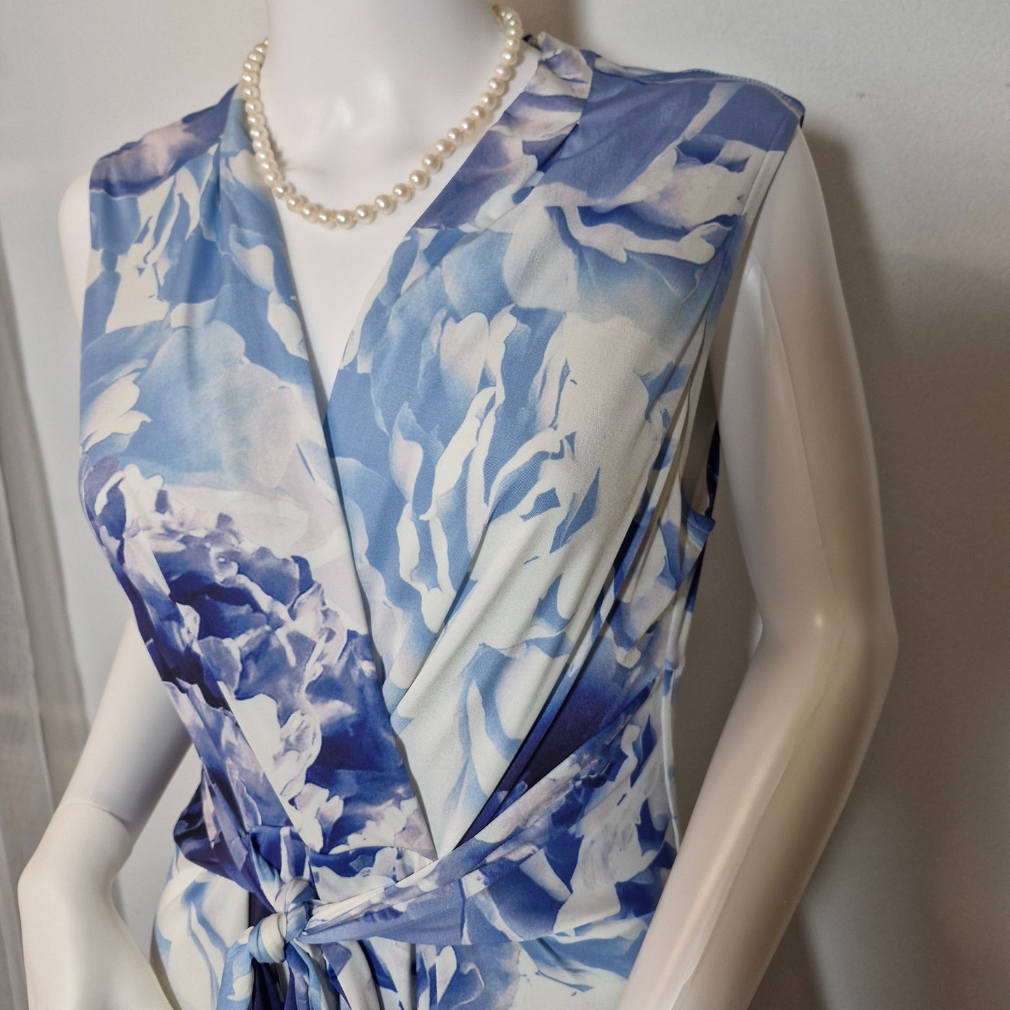 Size 14 dress and white jacket