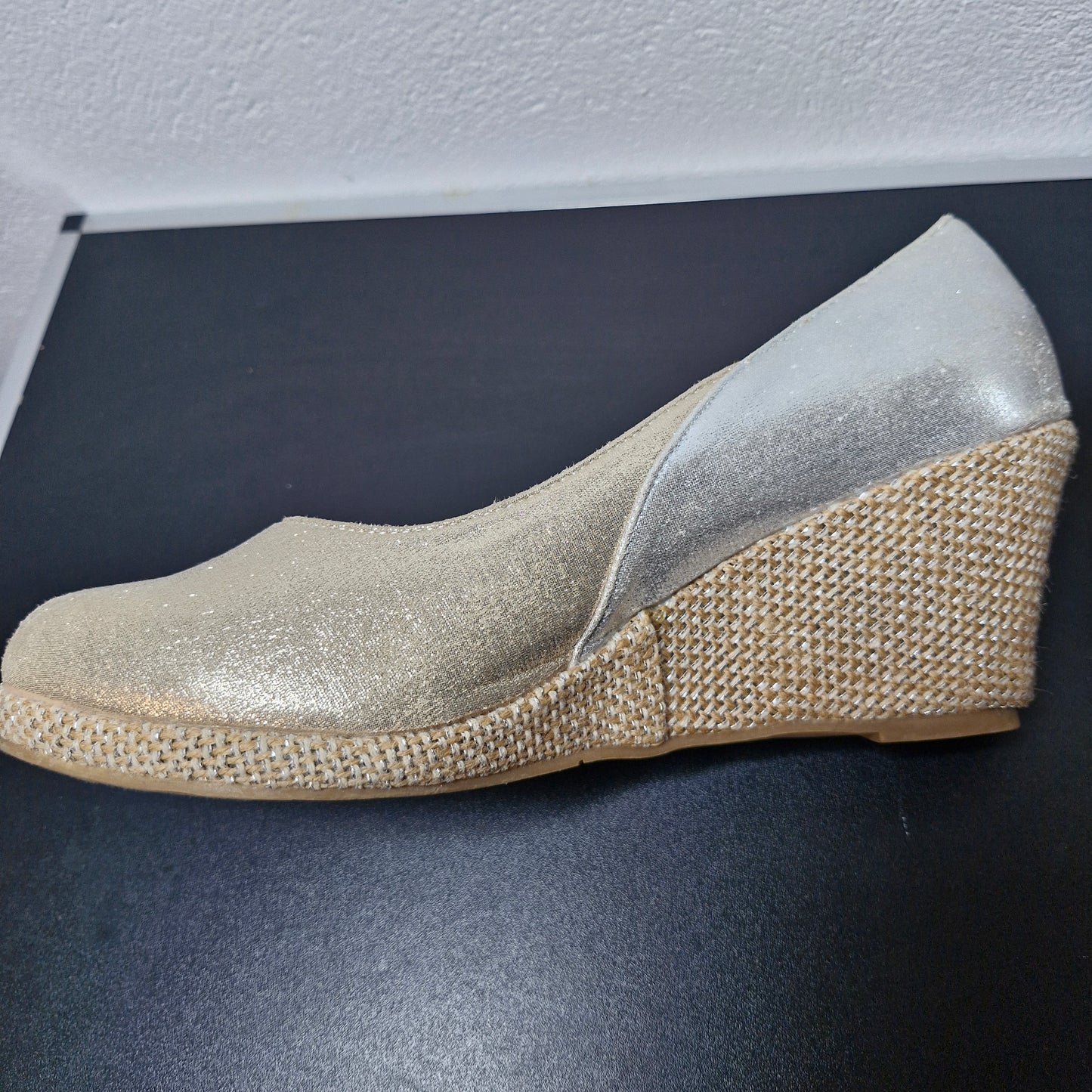 Shoes size 8 & bag
