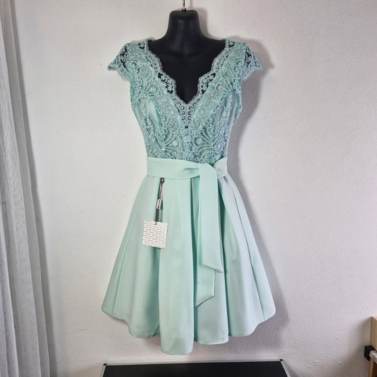 Size 06 dress