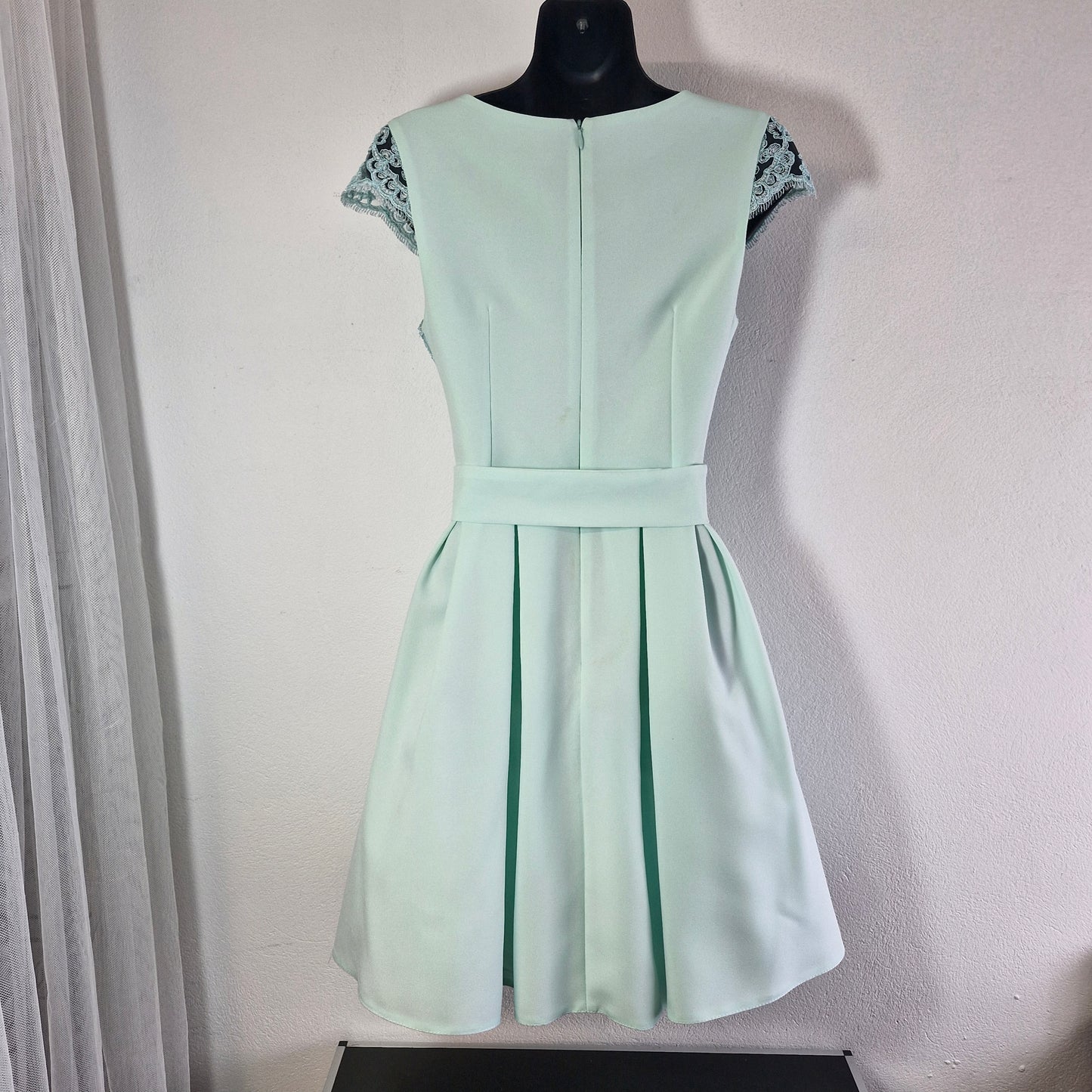 Size 06 dress