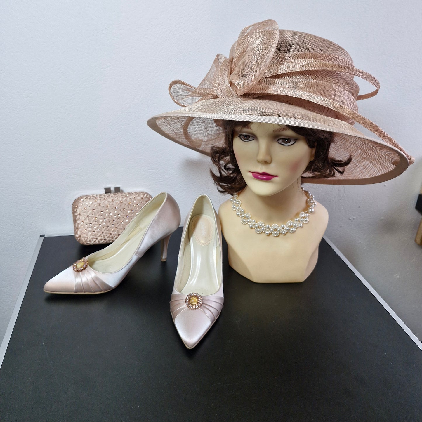 Shoes size 6 and bag