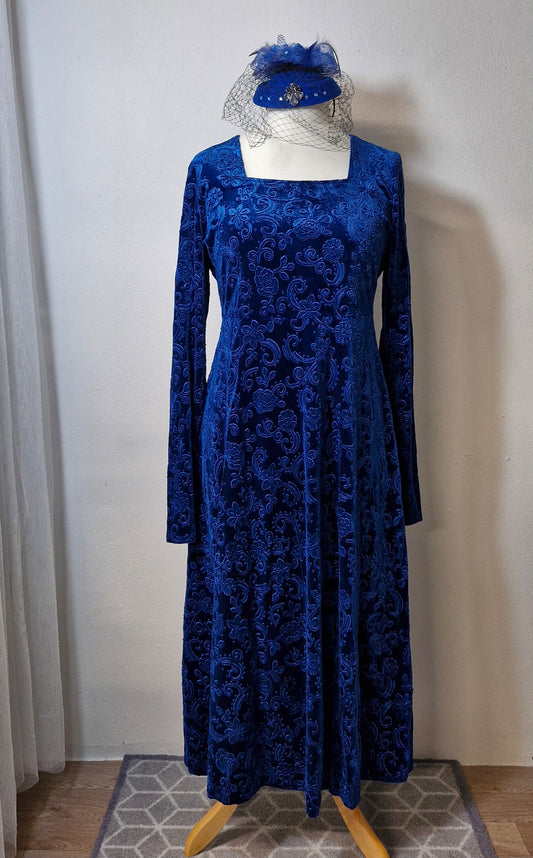 Size 16 dress