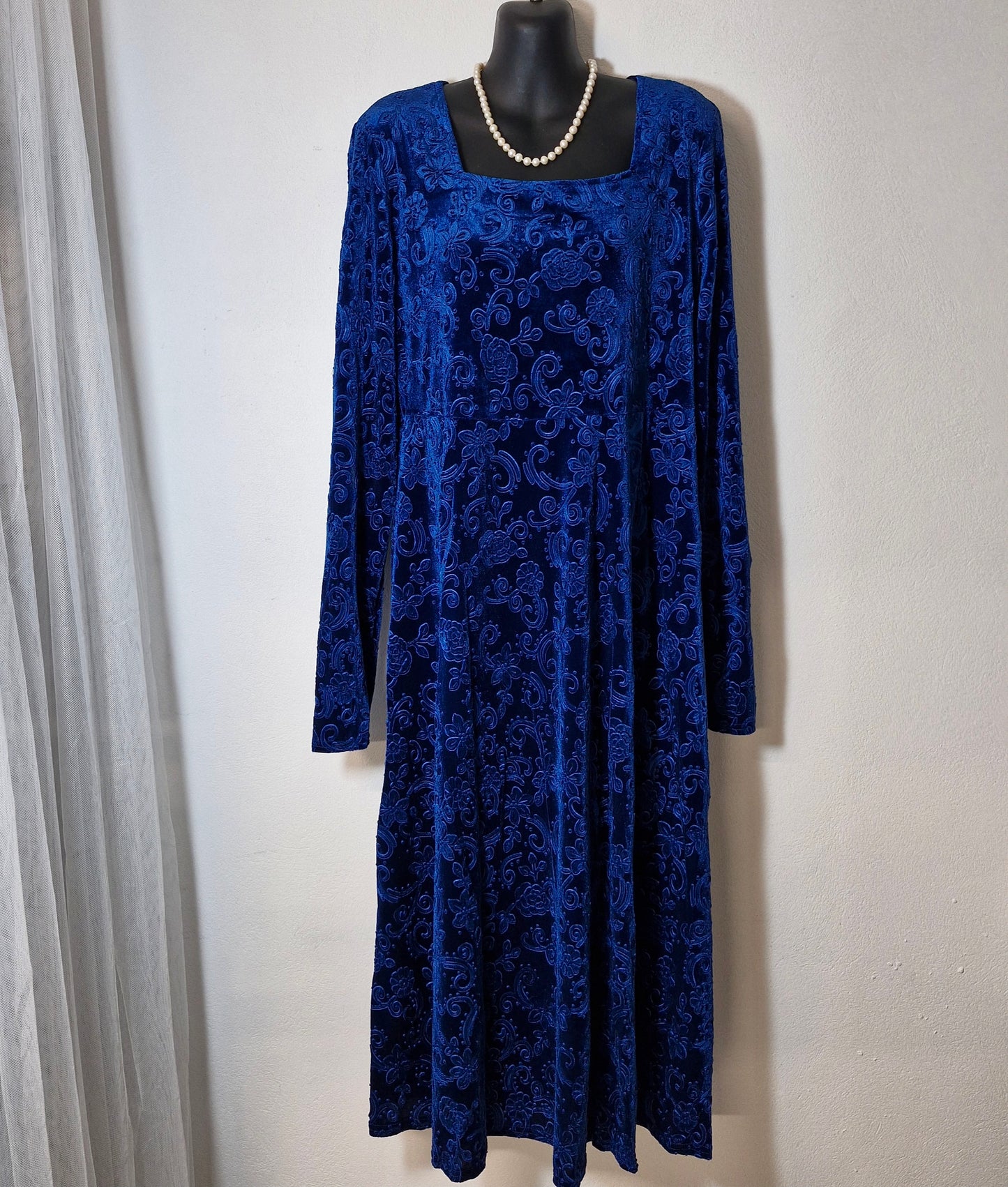 Size 16 dress