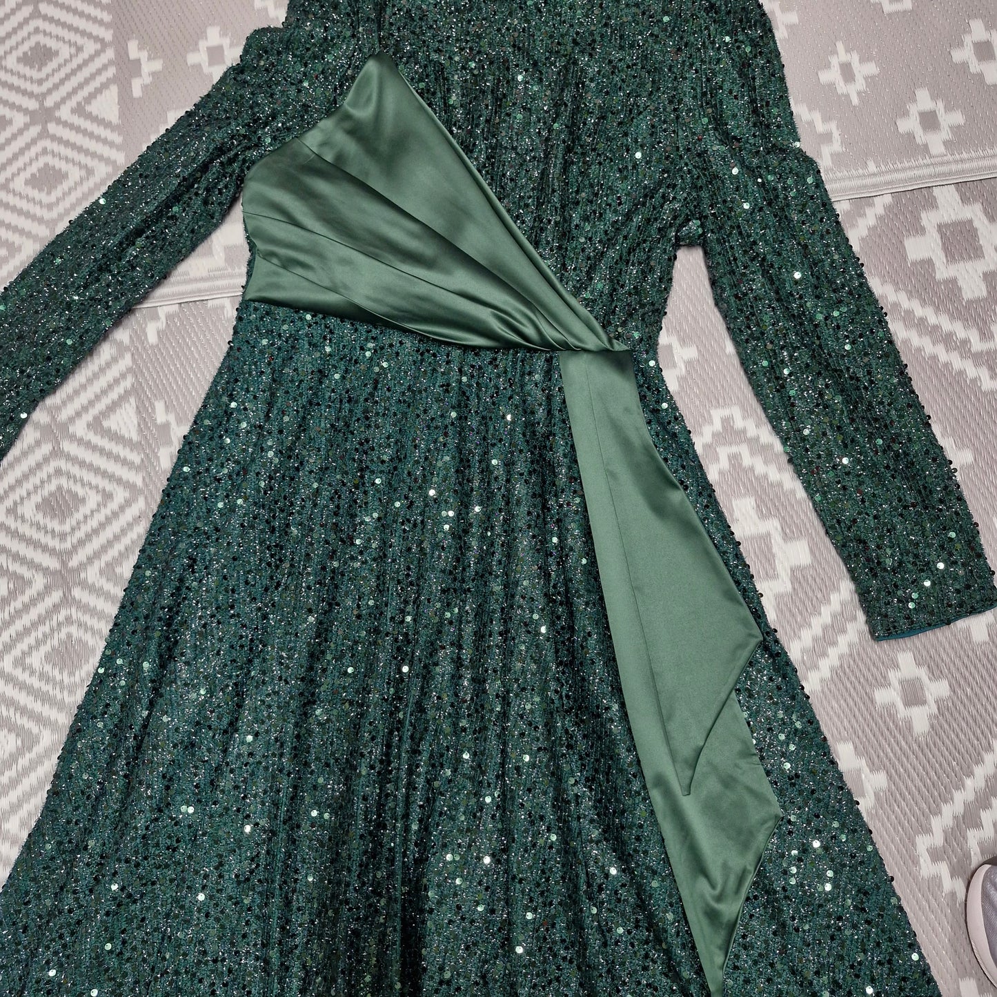 Size 16 dress & accessories