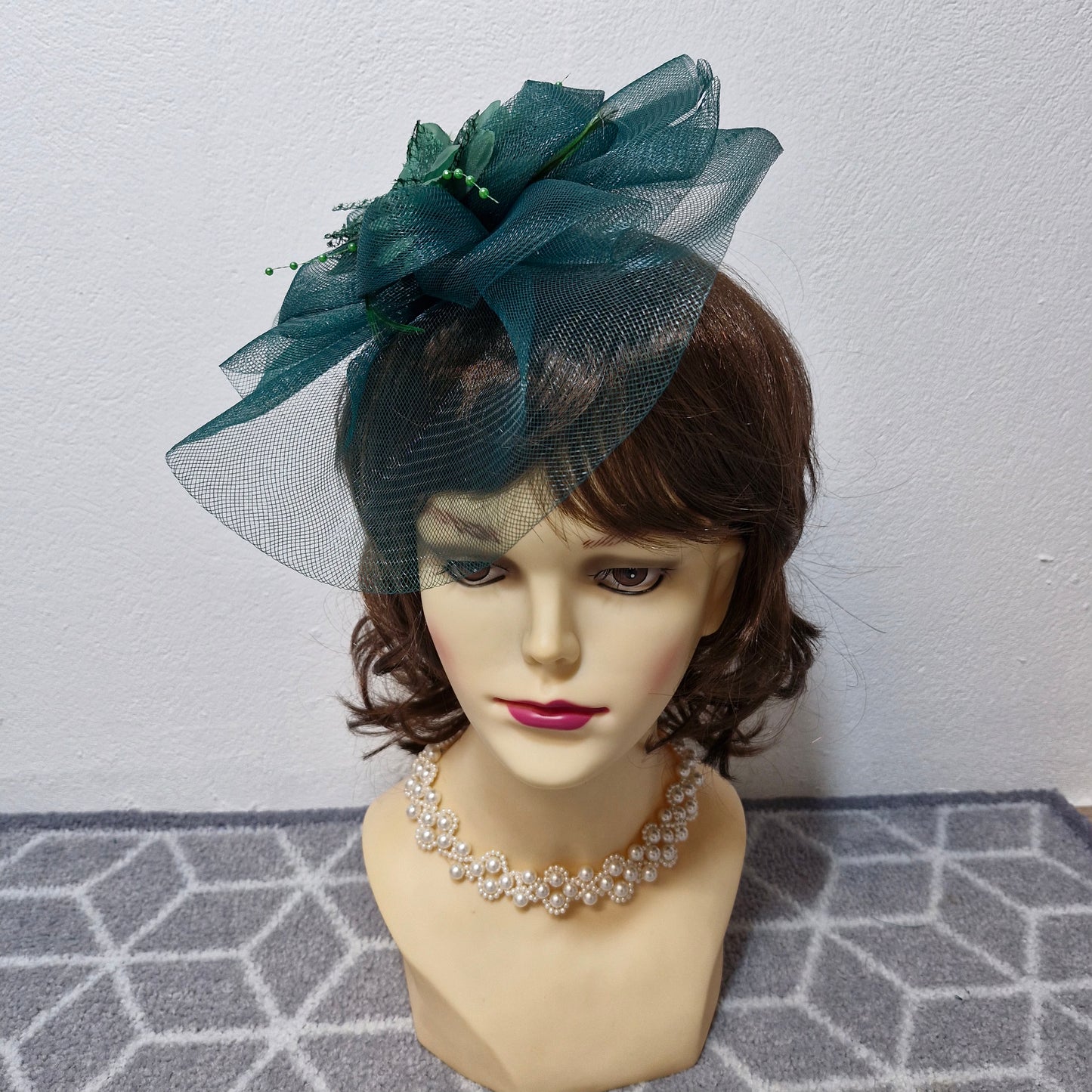 Size 16 dress & accessories