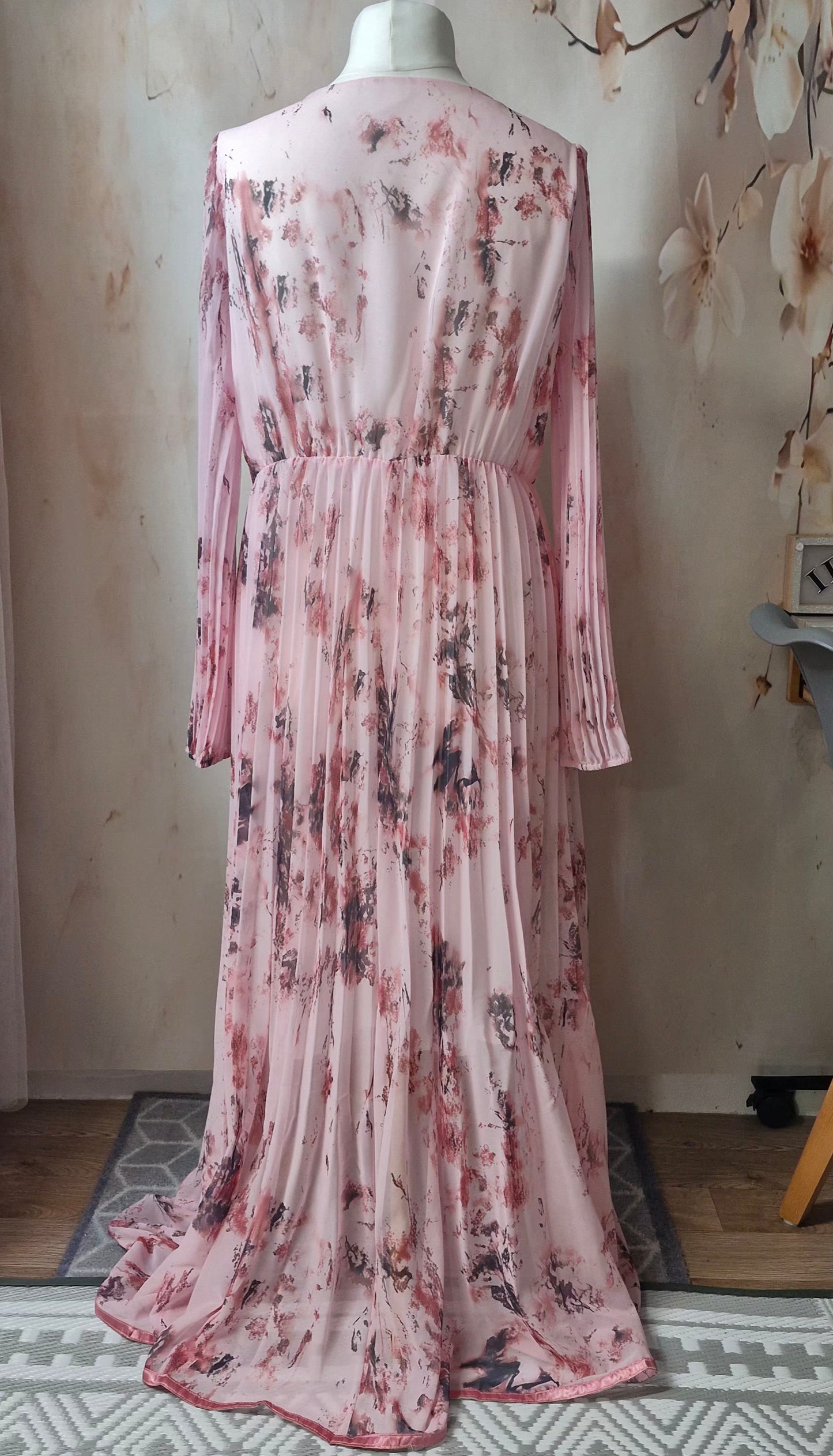 Size 18 dress SOLD