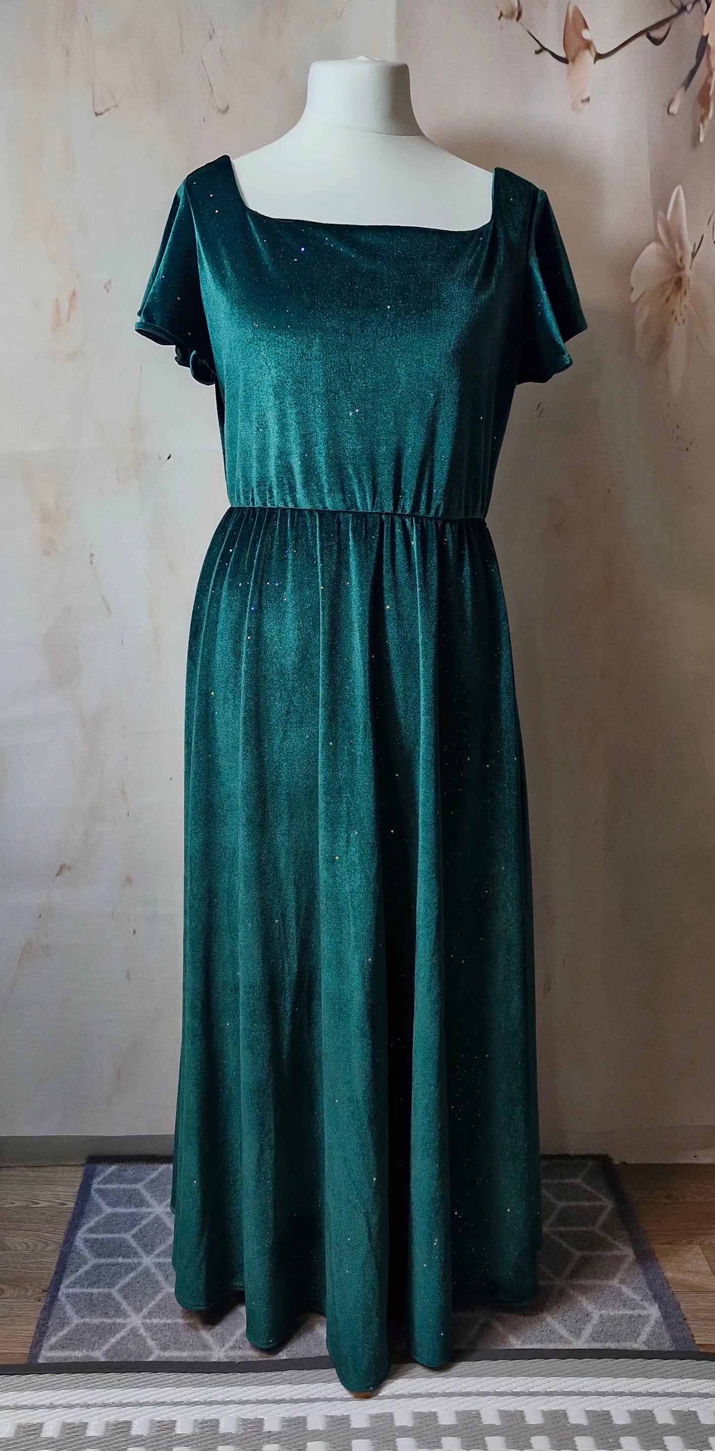 Size 16 dress