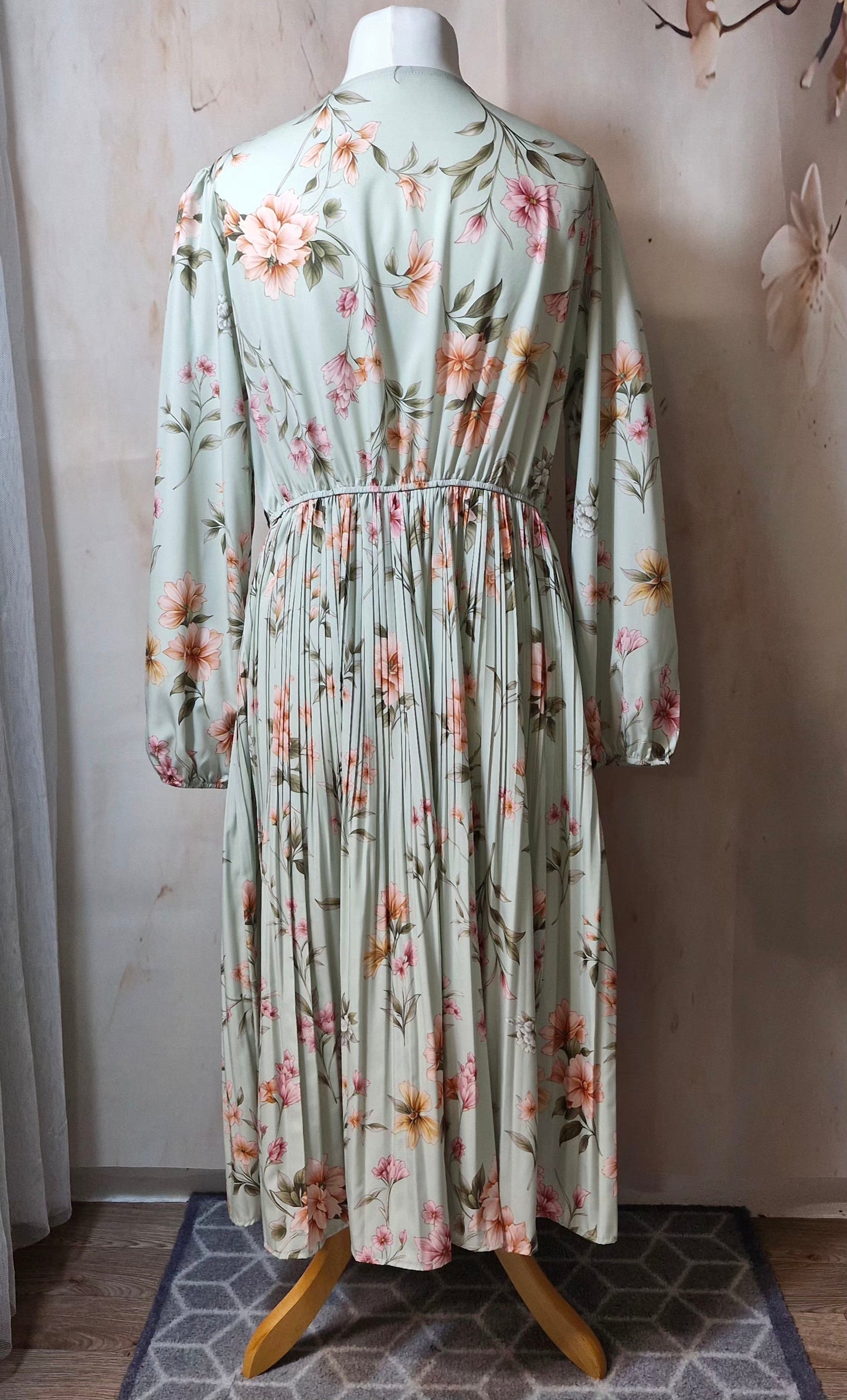 Size 18 dress
