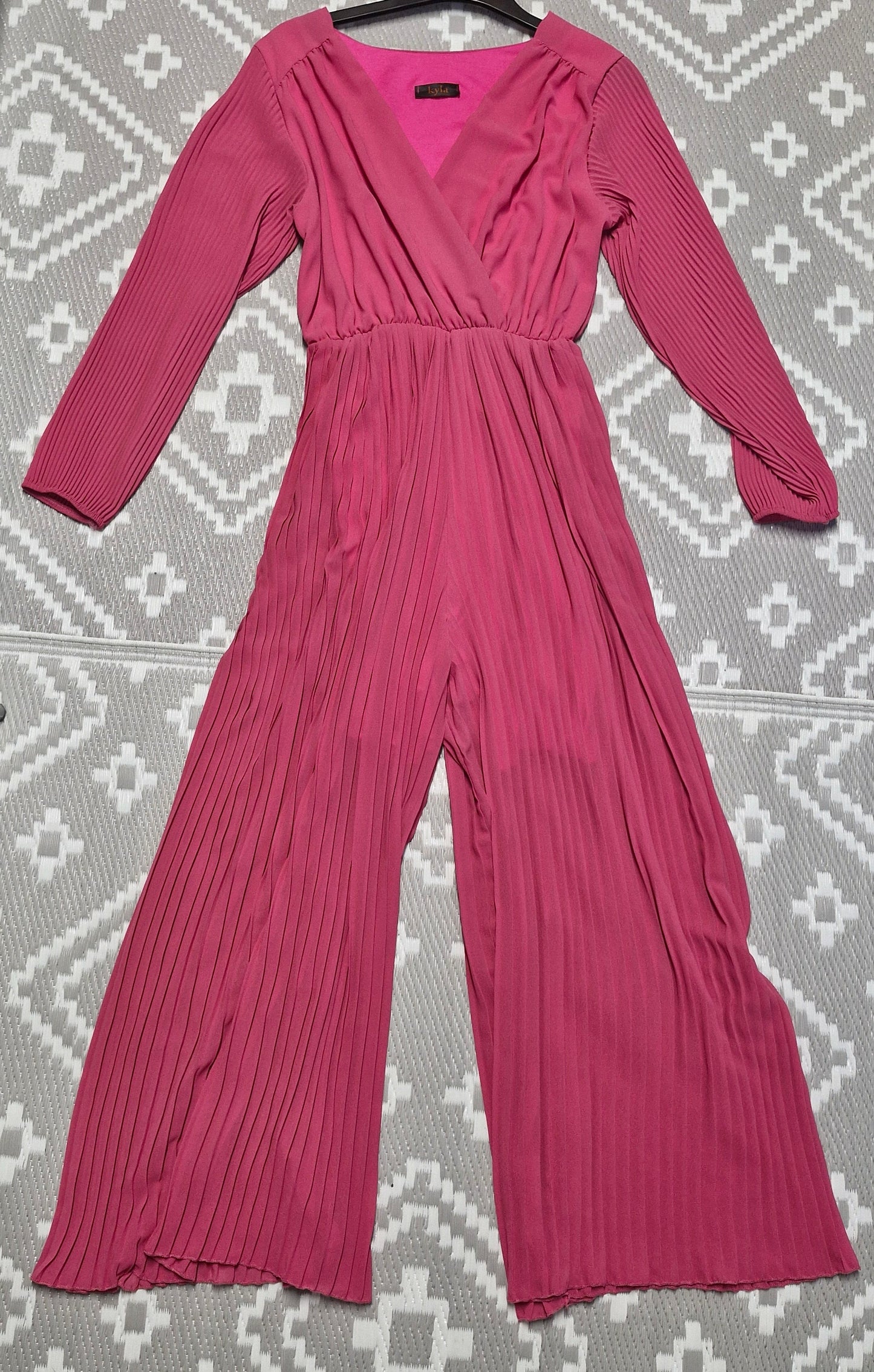 Jumpsuit size 10-14