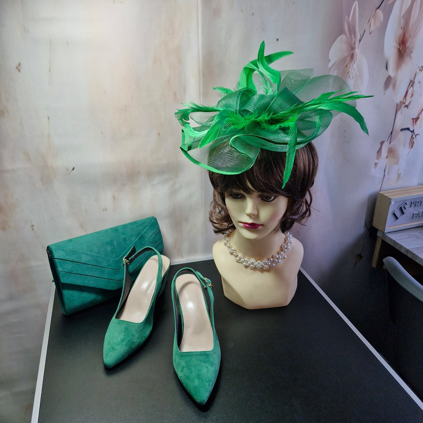 Shoes size 7 and bag