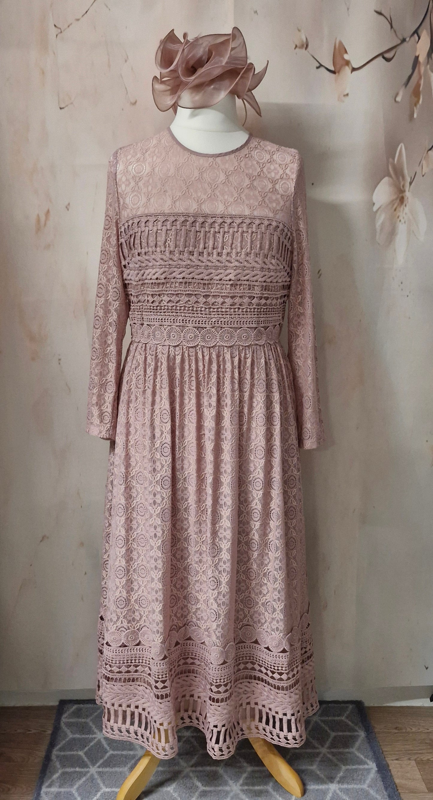 Size 16 dress