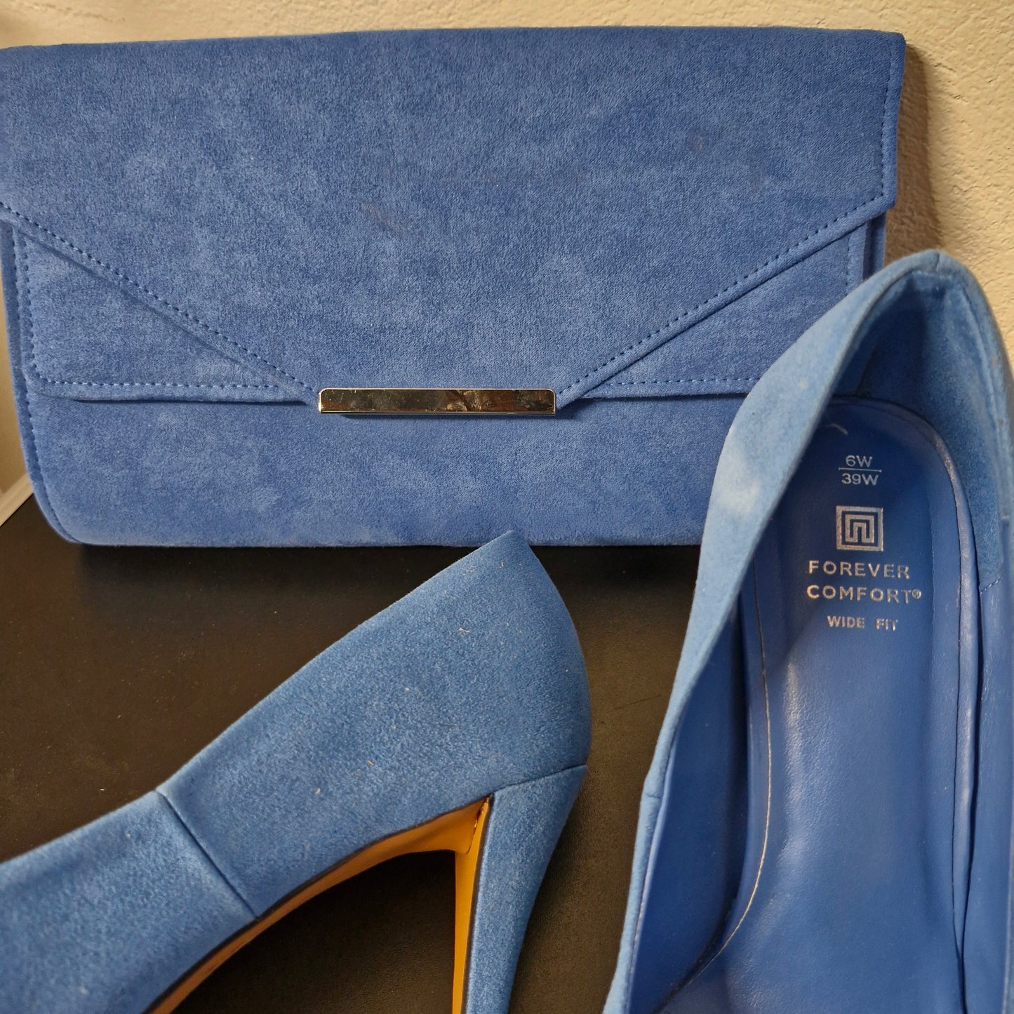 Shoes size 6 and bag