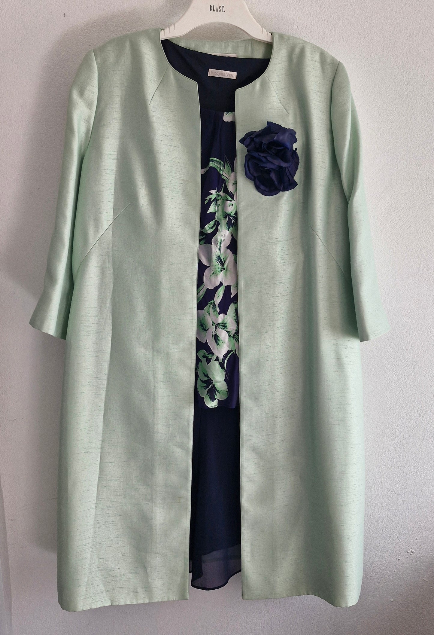 Size 22-24 top, skirt and jacket